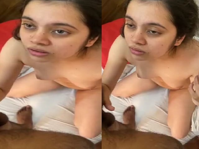 Beautiful girlfriend oral sex viral MMS with lover