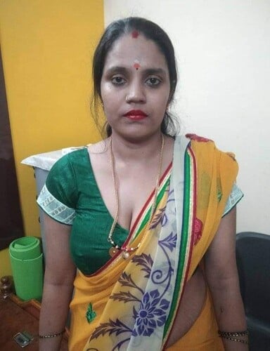 Telugu married bhabhi sex affair with neighbor