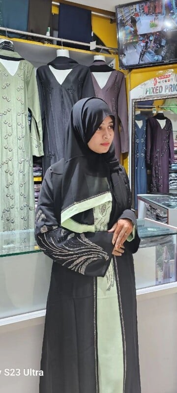 Bengali hijab wife nude before new boyfriend for sex