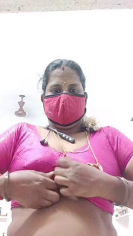 Tamil aunty stripping blouse and naked before camera