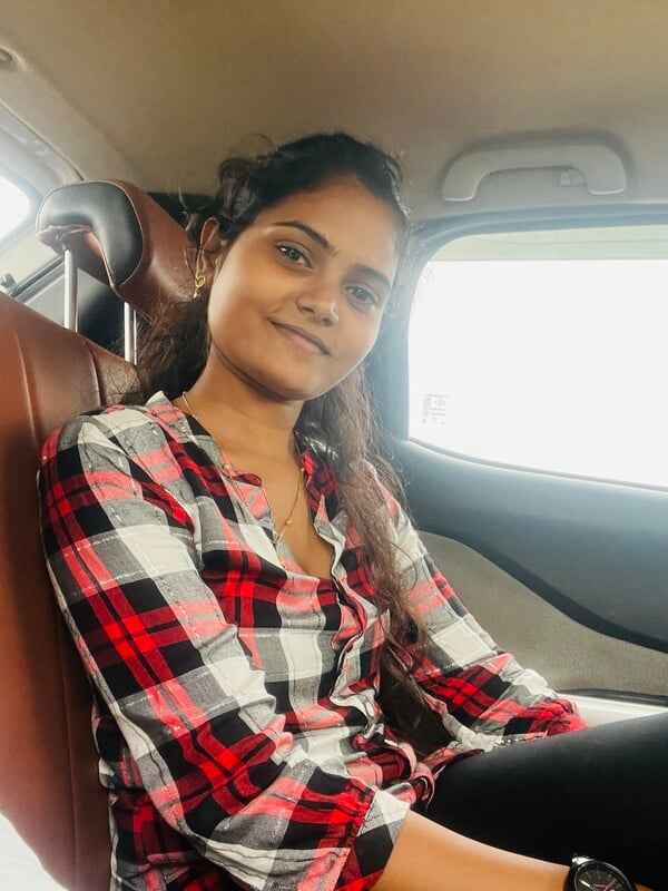 Tamil girlfriend hairy pussy shown to boyfriend