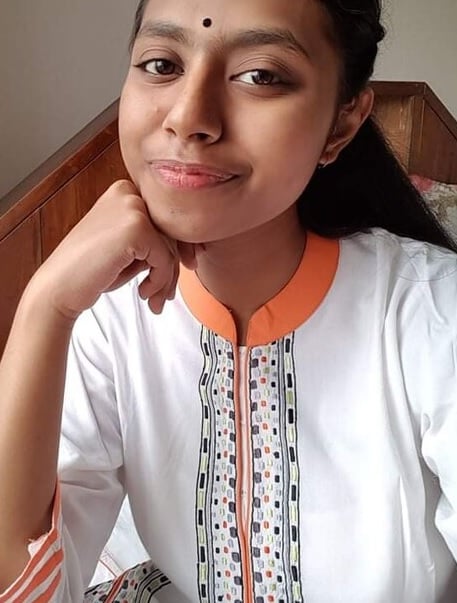 Beautiful Bangla girl pussy and nude photos exposed